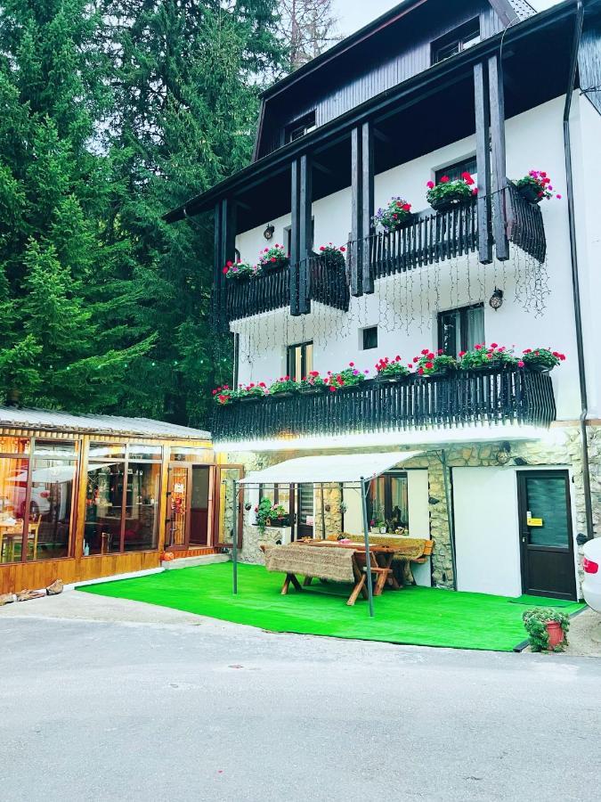 Cabana Din Poienita Poiana Brasov Exterior foto